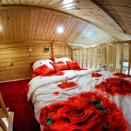 Semesterbostad Paradise Pod Palmami Zator