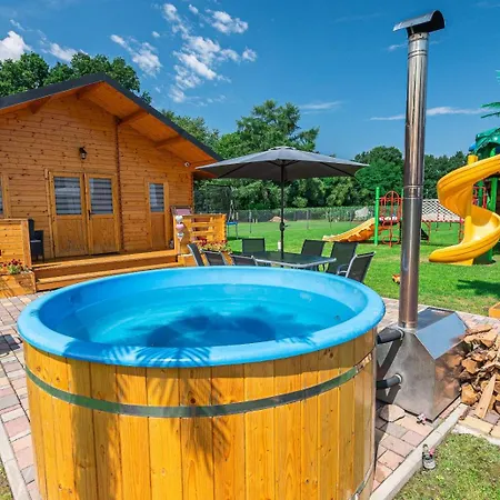 Paradise Pod Palmami