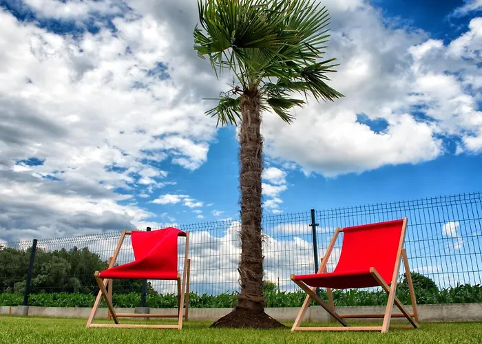 Paradise Pod Palmami *