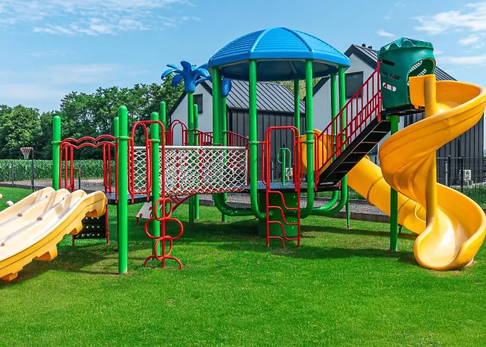 Paradise Pod Palmami זאטור